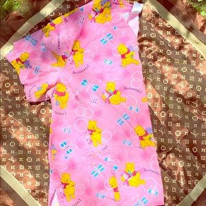 Disney’s Whinnie The Pooh & Piglet Scrub Top 3X